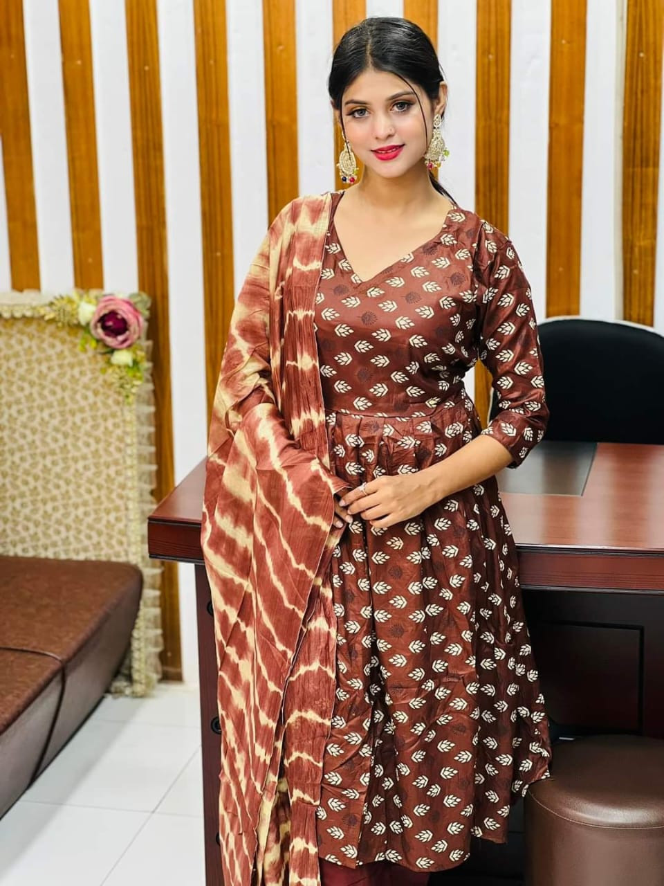 থ্রী পিস