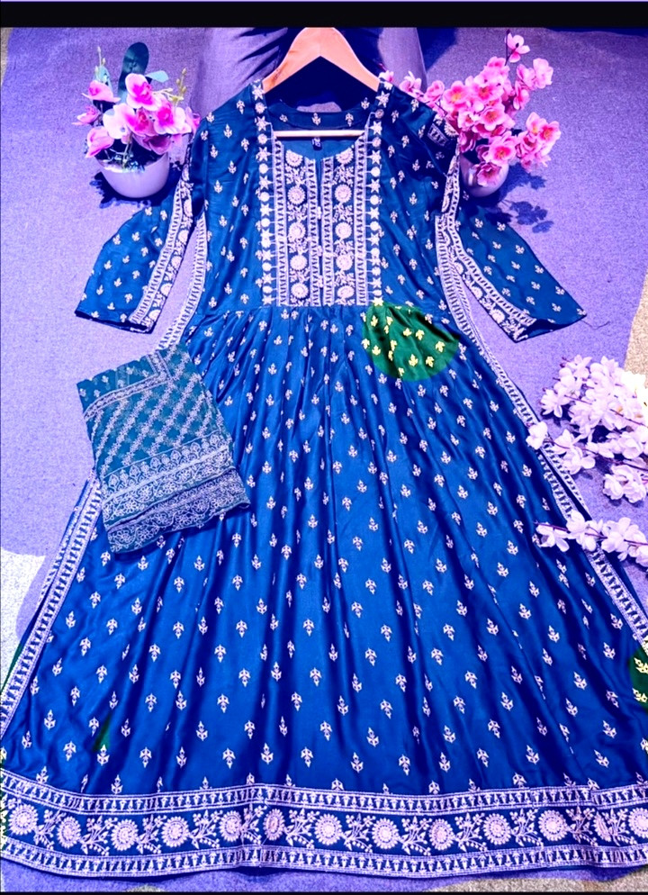 নাইরা কার্ট টু পিস